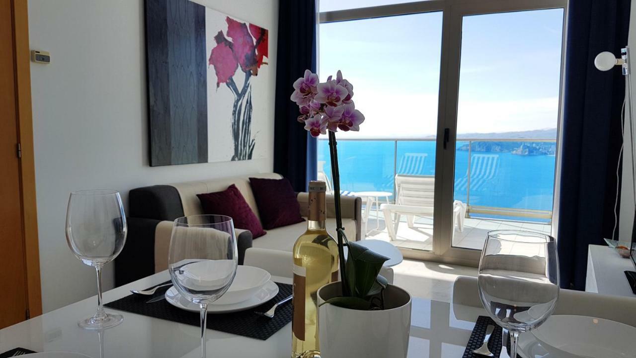 Luxury Apartment On The 40Th Floor With Amazing Views Бенидорм Экстерьер фото