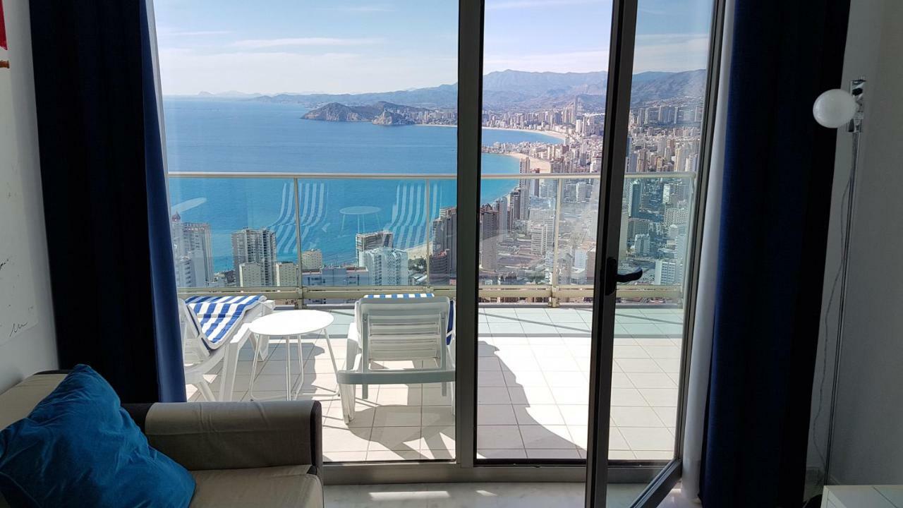 Luxury Apartment On The 40Th Floor With Amazing Views Бенидорм Экстерьер фото