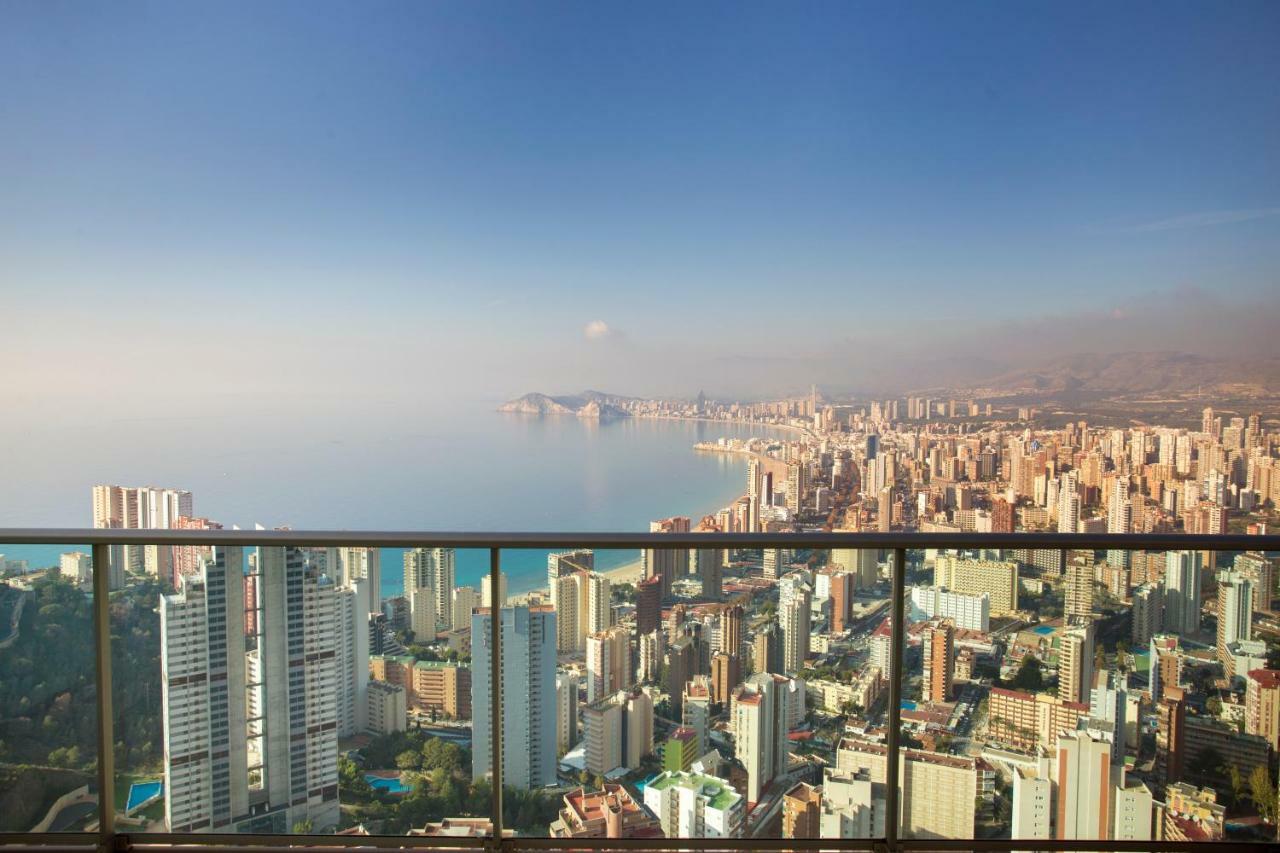 Luxury Apartment On The 40Th Floor With Amazing Views Бенидорм Экстерьер фото